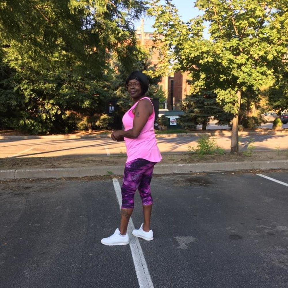 Meet your Posher, Bobbie